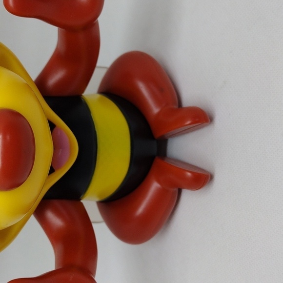 Disney Epcot‎ 2022 Flower & Garden Festival Spike the Bee Sipper Cup - Picture 3 of 7